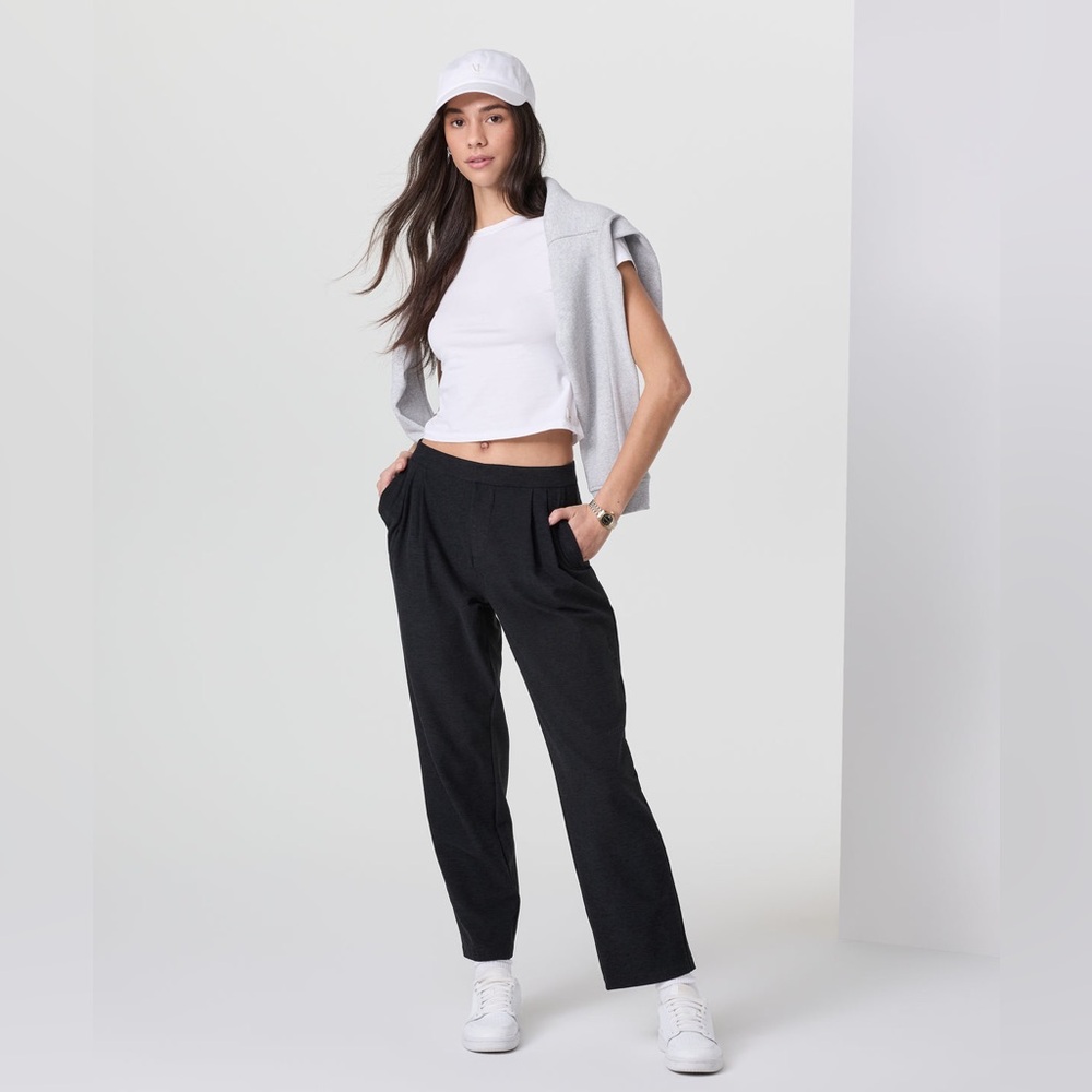 NWT Vuori Elevation Ankle Trousers Relaxed Fit Elastic Waist in Black Heather